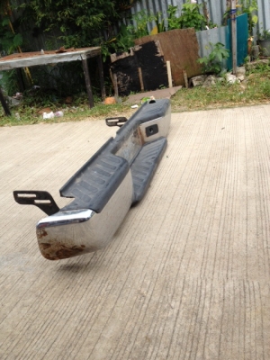 กันชนท้ายนิสสันนาวาร่า