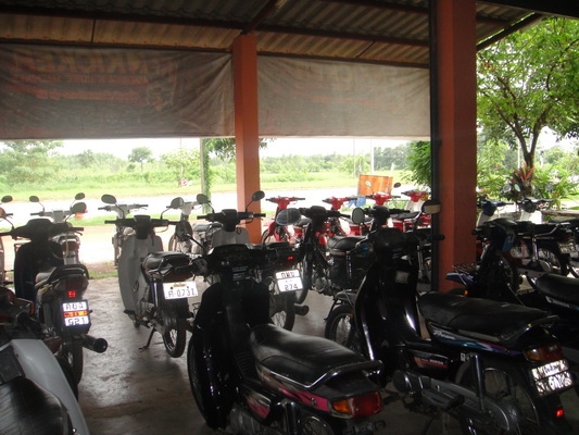 ขายฮอนด้าดรีม คุรุสภา สภาพสวยพร้อมใช้งาน (ทะเบียนพร้อมชุดโอน ) ขายฮอนด้าดรีม คุรุสภา สภาพสวยพร้อมใช้งาน (ทะเบียนพร้อมชุดโอน )