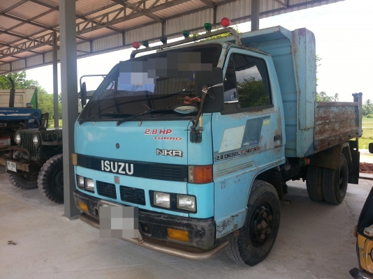 ISUZU NKR