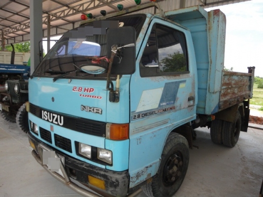 ISUZU NKR