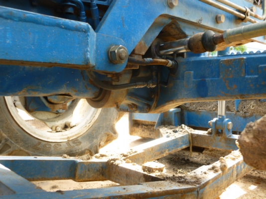 แสงฟ้าเต้นรถ///จำหน่ายรถไถ2เพลา FORD-6640 ฮอนแลน เกียร์ธรรมดา พร้อมเล่มทะเบียนแสงฟ้าเต้นรถ///จำหน่ายรถไถ2เพลา FORD-6640 ฮอนแลน เกียร์ธรรมดา พร้อมเล่มทะเบียน แสงฟ้าเต้นรถ///จำหน่ายรถไถ2เพลา FORD-6640 ฮอนแลน เกียร์ธรรมดา พร้อมเล่มทะเบียนแสงฟ้าเต้นรถ///จำหน่ายรถไถ2เพลา FORD-6640 ฮอนแลน เกียร์ธรรมดา พร้อมเล่มทะเบียน