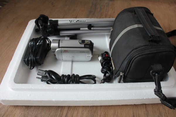 ขายกล้องวีดีโอถ่ายรูปได้