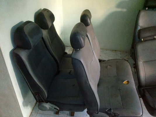 เบาะน้่งรถตู้ มือ2