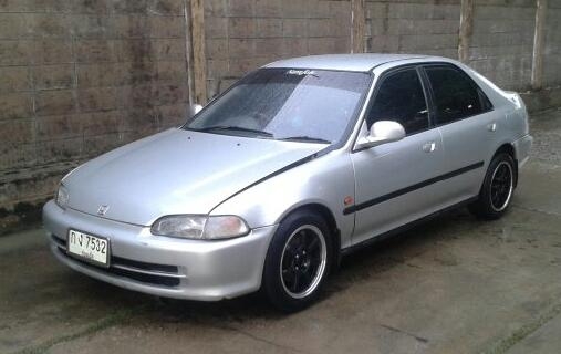 ด่วน..Civicเครื่องV-TECH(B16A)เกียร์Autoก.ไฟฟ้าภายในตัวนอกเต็มแม็ก14"สีสวยแอร์หนาว(พร้อมขับส่ง)