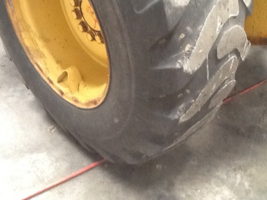 รถตัก 510 นำเข้าจากญี่ปุ่น สอบถามรายละเอียดราคาโทร 087-3310254 ค่ะ