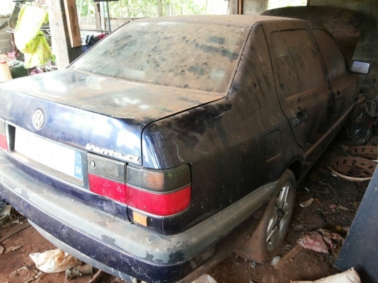 ขาย รถเก๋งตามสภาพ VOLKSWAGEN VENTO CL 1.8 วางเครื่องNISSAN SUNNY เกียร์AUTO สีบอดี้ยังดี ยางดี4เส้น ล้อแม็ก ภายในเบาะหนัง(ไม่สวยแล้ว) คอนโซลครบ แอร์ต้องเช็ค ไม่แก๊ส ทะเบียนขาด2ปี เอาไปเก็บภายในกับระบบไฟ ใช้ได้เลย ราคาต่อรองได้เด้อ พี่น้องครับ ขาย รถเก๋งตามสภาพ VOLKSWAGEN VENTO CL 1.8 วางเครื่องNISSAN SUNNY เกียร์AUTO สีบอดี้ยังดี ยางดี4เส้น ล้อแม็ก ภายในเบาะหนัง(ไม่สวยแล้ว) คอนโซลครบ แอร์ต้องเช็ค ไม่แก๊ส ทะเบียนขาด2ปี เอาไปเก็บภายในกับระบบไฟ ใช้ได้เลย ราคาต่อรองได้เด้อ พี่น้องครับ