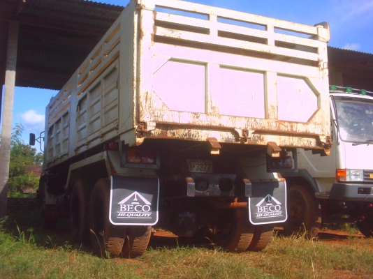 รถบรรทุก HINO  220 แรง  และกระบะดัมพ์ พร้อมใช้งาน