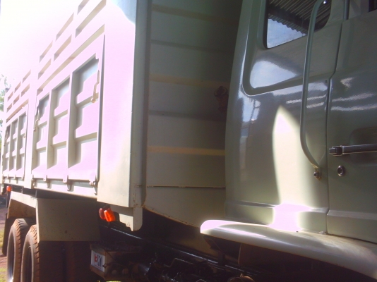 รถบรรทุก HINO  220 แรง  และกระบะดัมพ์ พร้อมใช้งาน