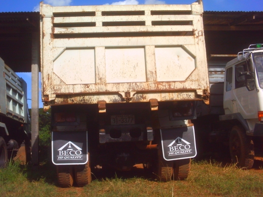 รถบรรทุก HINO  220 แรง  และกระบะดัมพ์ พร้อมใช้งาน