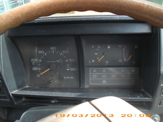 ขายรถตู้ ISUZU BUDDY 1994 มือเดียวใช้ น้อย VIP 7ที่นั่ง ปกติรับเฉพาะแขกโรงแรม-สนาบิน เอกสารพร้อมโอนพร้อมใช้