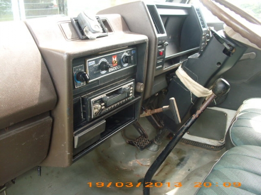 ขายรถตู้ ISUZU BUDDY 1994 มือเดียวใช้ น้อย VIP 7ที่นั่ง ปกติรับเฉพาะแขกโรงแรม-สนาบิน เอกสารพร้อมโอนพร้อมใช้