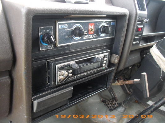 ขายรถตู้ ISUZU BUDDY 1994 มือเดียวใช้ น้อย VIP 7ที่นั่ง ปกติรับเฉพาะแขกโรงแรม-สนาบิน เอกสารพร้อมโอนพร้อมใช้