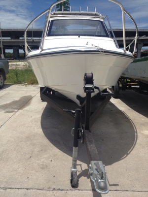 เรือเร็ว YAMAHA สภาพดีมาก พร้อมเทรลเลอร์ เรือเร็ว YAMAHA สภาพดีมาก พร้อมเทรลเลอร์