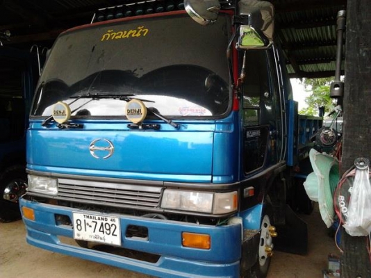 ขาย 6ล้อดั๊มดิน HINO FD3HDA เครื่องHO7D 195HP แห้งๆไม่เยิ้ม แน่น ช่วงล่างปึ๊กคัสซีสวยไม่ผุไม่ดามไม่ปะ กระบะดั๊มเหล็ก4ตันยิงหน้าสภาพสวยสีสวยพื้นดีข้างดีไม่มีผุ ยางสวย6เส้น หัวดีสีดีภายในสวยคอนโซลครบ พ.พาวเวอร์ ทริฟฟี่ แอร์ พร้อมใช้ พร้อมลุยงาน เกสารเล่มทะเ
