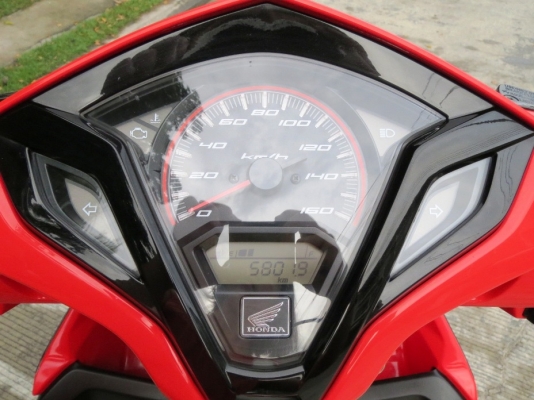 4 เดือน  Honda Click 125 I 2013 เดิมดีไม่มีบิวด์ เพียง 31,900 บาทเท่านั้น