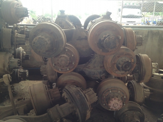 มีอะไหล่เซียงกงมากมายหลายรายการให้เลือก เช่น เครื่อง เกียร์ เฟืองท้าย เพลา หัวเก๋ง จากญี่ปุ่นและเกาหลีสภาพ 90\% มีอะไหล่เซียงกงมากมายหลายรายการให้เลือก เช่น เครื่อง เกียร์ เฟืองท้าย เพลา หัวเก๋ง จากญี่ปุ่นและเกาหลีสภาพ 90\%