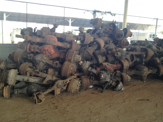 มีอะไหล่เซียงกงมากมายหลายรายการให้เลือก เช่น เครื่อง เกียร์ เฟืองท้าย เพลา หัวเก๋ง จากญี่ปุ่นและเกาหลีสภาพ 90\% มีอะไหล่เซียงกงมากมายหลายรายการให้เลือก เช่น เครื่อง เกียร์ เฟืองท้าย เพลา หัวเก๋ง จากญี่ปุ่นและเกาหลีสภาพ 90\%