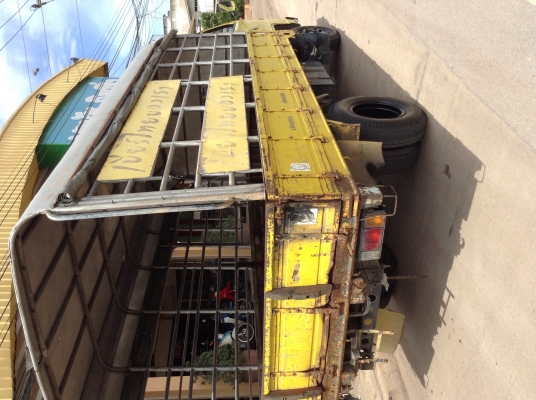 รถหกล้อ ISUZU NPR หัวใหญ่ ปี 39 เครื่อง 110 เครื่องดี ซัซซี่สวย พวงมาลัยเพาเวอร์ ขายตามสภาพ 330,000 รถหกล้อ ISUZU NPR หัวใหญ่ ปี 39 เครื่อง 110 เครื่องดี ซัซซี่สวย พวงมาลัยเพาเวอร์ ขายตามสภาพ 330,000