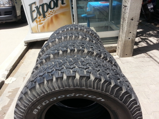 ขายยาง  bf  all 265/70/16 ปี11     18500