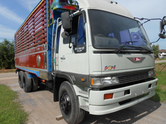 รถสิบล้อ HINO  1 เพลา รุ่น FL3H