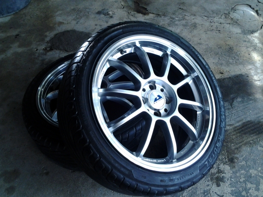 แม็ก17"ใหม่ใหม่พร้อมยางใหม่