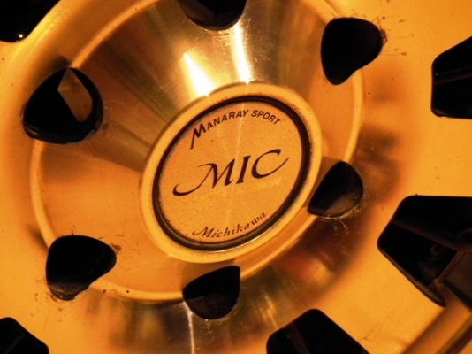 ขายล้อแม็ก 6รู ขอบ 17x7.5" ET20 ขายล้อแม็ก 6รู ขอบ 17x7.5" ET20