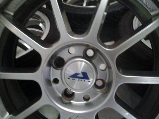 แม็ก17"ใหม่ใหม่พร้อมยางใหม่