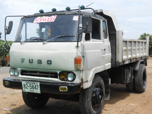 รถหกล้ดดั๊ม  MITSUBIHI  FUSO