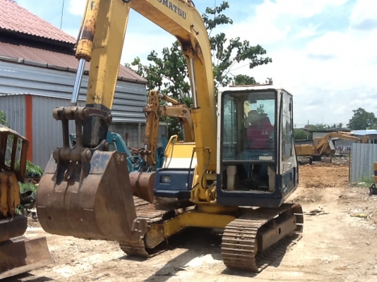 ขาย Komatsu PC60-6 สภาพสวย