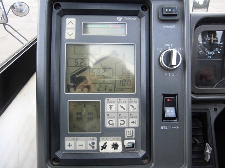 รถเครนนำเข้าโดยตรงจากญี่ปุ่น rough terrain TADANO TR100M-1 รถเครนนำเข้าโดยตรงจากญี่ปุ่น rough terrain TADANO TR100M-1