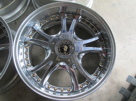 Big B ล้อซิ่ง ขายล้อม้าทอง