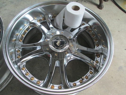 Big B ล้อซิ่ง ขายล้อม้าทอง