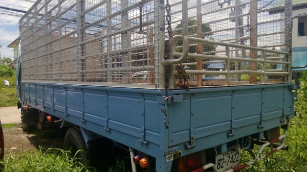 ขายรถที่บ้านด่วน สภาพดี ถูกๆพร้อมใช้ พร้อมหาเงินจิงๆ ปี 2540 NPRช่วงยาว5.5 ม พร้อมหาเงิน เครื่อง 135 แรง ช่วงล่างดีคัทซีสวย