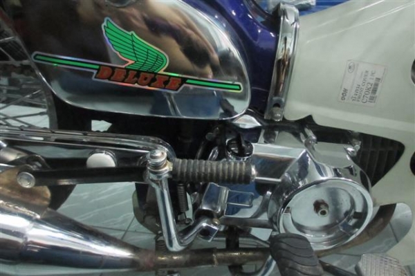 ขาย C50 เครื่องไลฟาน 110 สภาพนางฟ้าชุบโครเมี่ยมที้งคันที่เห็นในรูปให้หมดครับ (มีรูปเยอะ)