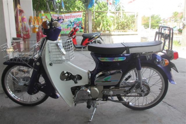 ขาย C50 เครื่องไลฟาน 110 สภาพนางฟ้าชุบโครเมี่ยมที้งคันที่เห็นในรูปให้หมดครับ (มีรูปเยอะ)