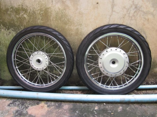 >>ขาย<< ล้อพร้อมยาง 14 นิ้ว ใส่ Click i/Scoopy i/Spicy สภาพดี (1,250)