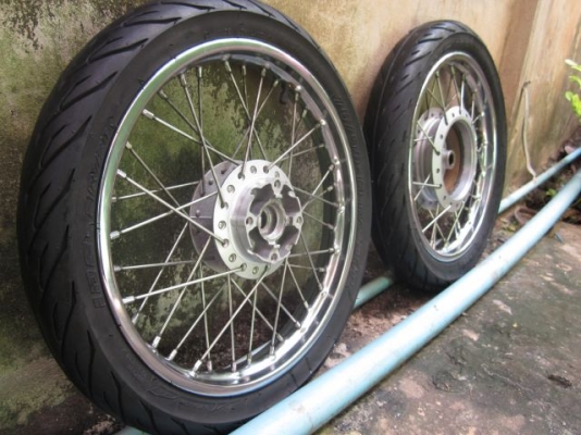 >>ขาย<< ล้อพร้อมยาง 14 นิ้ว ใส่ Click i/Scoopy i/Spicy สภาพดี (1,250)