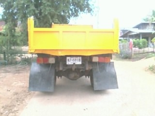 ขายด่วนหกล้อดั้มหัวยาว ISUZU เครื่อง EH700 เบรคจิ๊ฟฟี่ แตรลม คัสซีใหญ่สภาพรถหลวง เฟืองท้ายฟูโซ่ ทะเบียนพร้อมโอน ราคาต่อรองได้