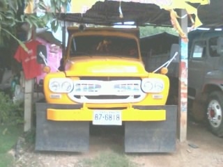 ขายด่วนหกล้อดั้มหัวยาว ISUZU เครื่อง EH700 เบรคจิ๊ฟฟี่ แตรลม คัสซีใหญ่สภาพรถหลวง เฟืองท้ายฟูโซ่ ทะเบียนพร้อมโอน ราคาต่อรองได้