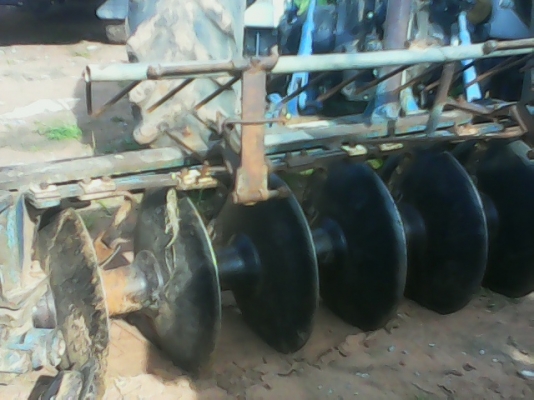 ขายรไถฟอร์ด เสื้อลาย ใบมีดดันดิน ขายรไถฟอร์ด เสื้อลาย ใบมีดดันดิน