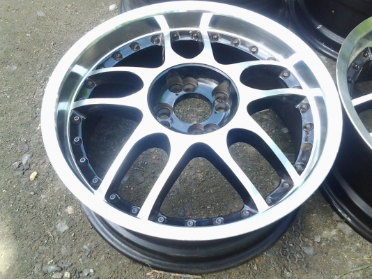 ขอบ17 4วง  ราคานี้เลย