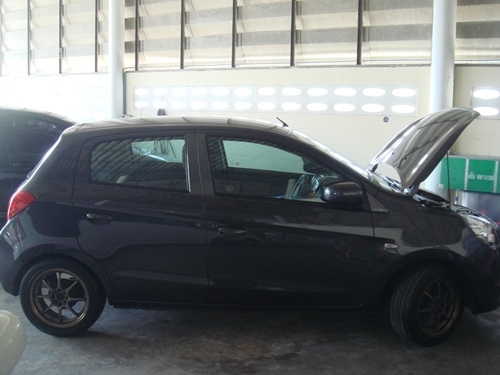 ขาย มิราจตัวท้อป GLS LTD AT สีเทาดำ สภาพใหม่ป้ายแดงคับ