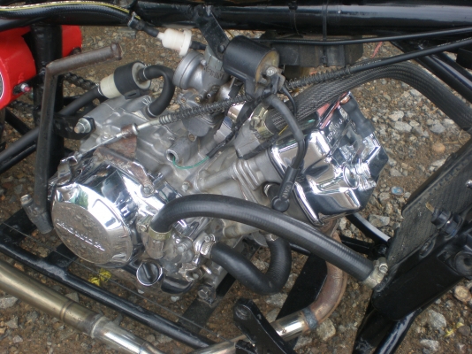 ลดราคาเเล้วครับ โครงสร้าง เครื่องโซ โมเต็ม เครื่องเเน่นๆ