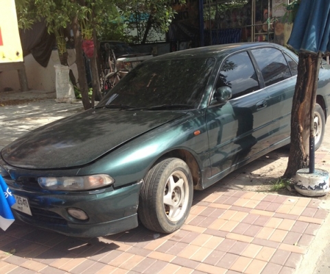 ขายถูกพร้อมใช้งานเก็บนิดหน่อย เครื่องV6ออโต้