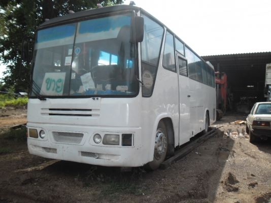 รถบัส ครัชซี เบ๊นซ์