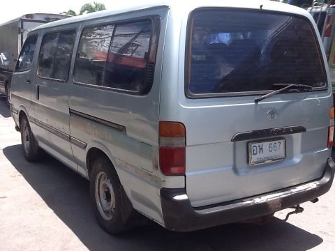 ขายถูก รถตู้ TOYOTA เครื่อง3Lดีเซล สภาพสวยงาม ขายถูก รถตู้ TOYOTA เครื่อง3Lดีเซล สภาพสวยงาม