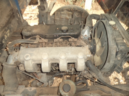 ขายรถ6ล้ออีซูซุNPR เครื่อง4BE1 พวงมาลัยเพาเวอร์ เอกสารพร้อมโอน