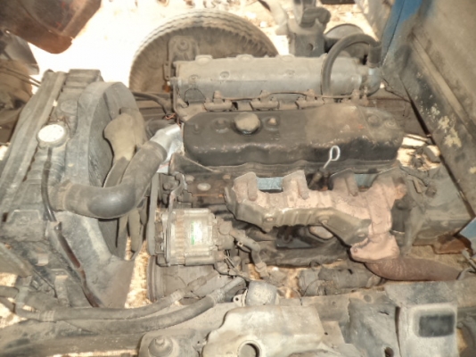 ขายรถ6ล้ออีซูซุNPR เครื่อง4BE1 พวงมาลัยเพาเวอร์ เอกสารพร้อมโอน