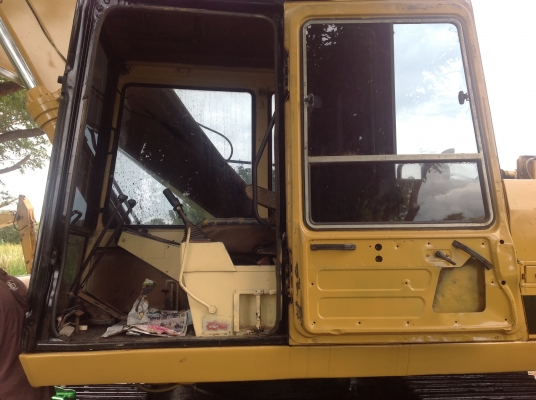 ขายแบคโฮ CAT  E200B