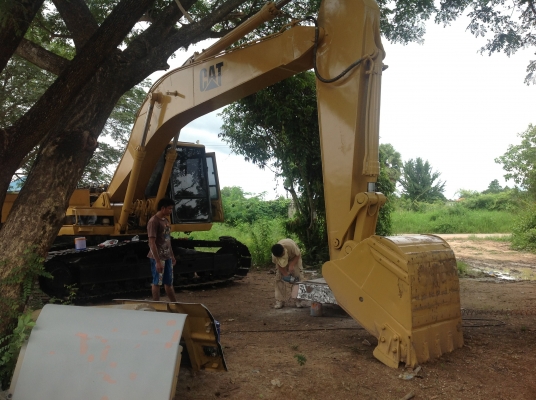 ขายแบคโฮ CAT  E200B
